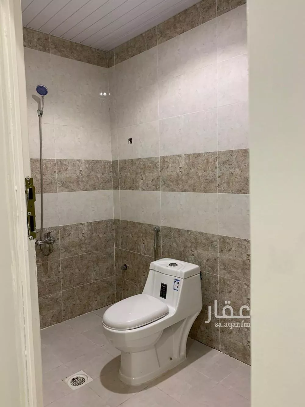 9 bedroom building in Al Uraija Al Wusta, Riyadh 11