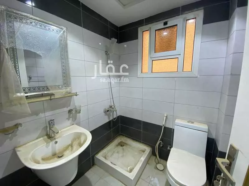5 bedroom apartment in Batha Quraysh 12