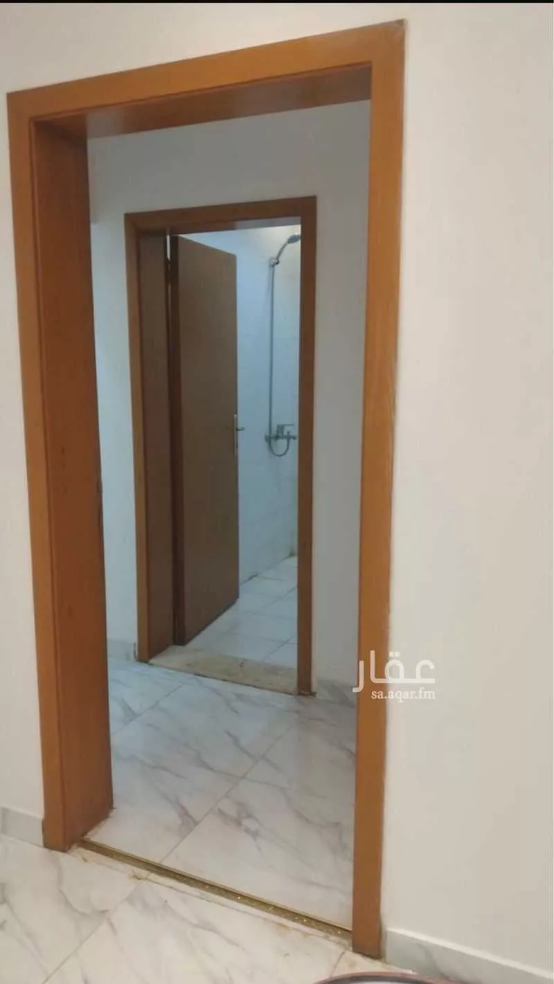 4 bedroom apartment in King Fahd 5