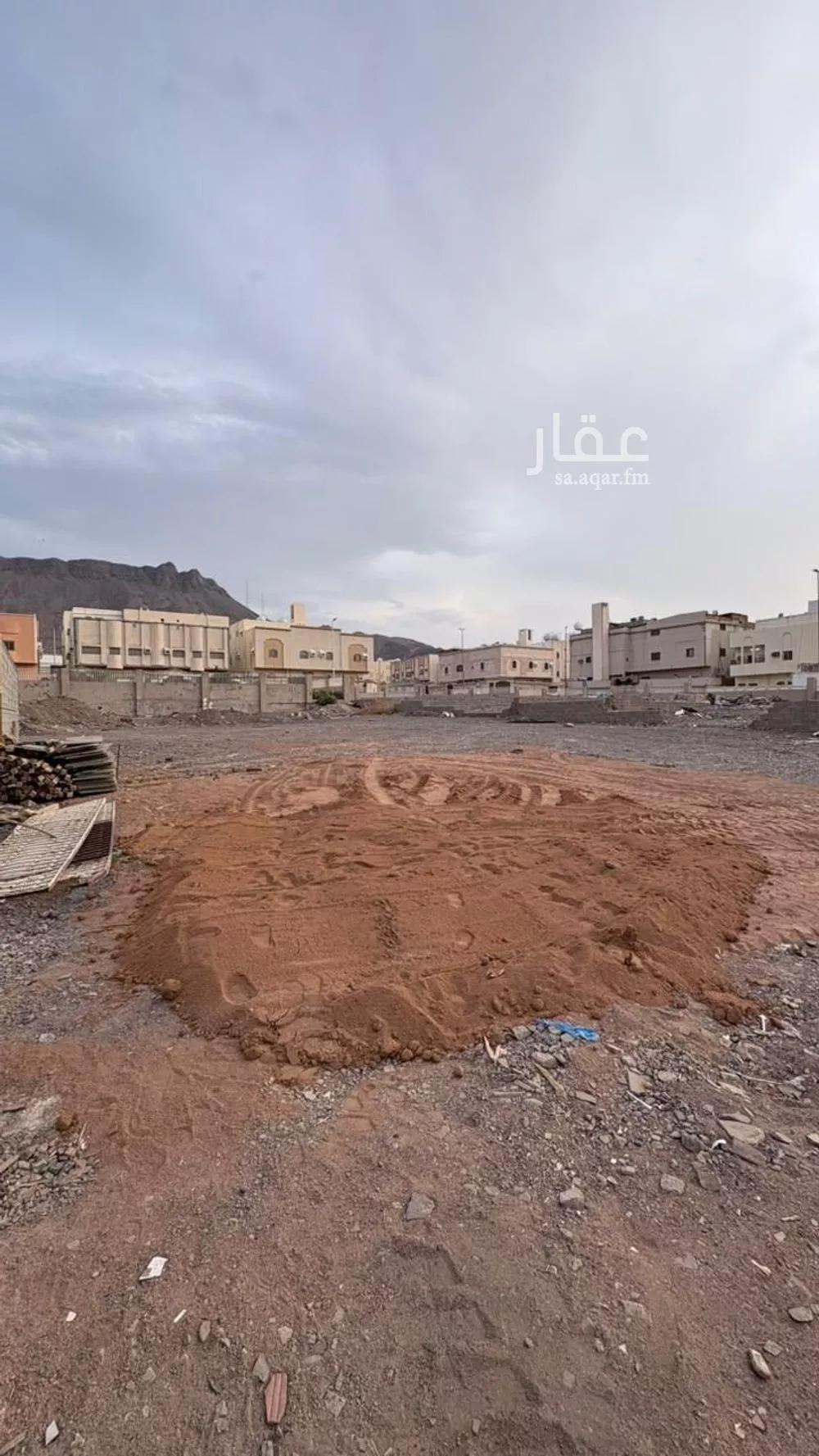 أرض 536 م² في أبوبريقاء 3