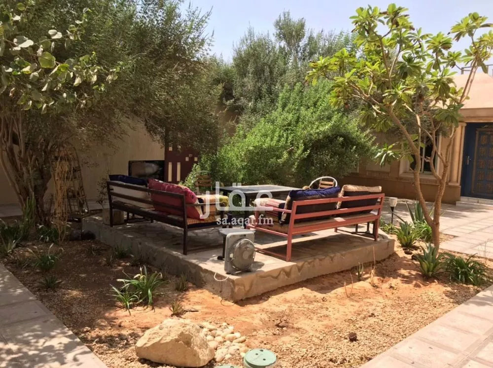 فيلا 7 غرف في الغدير 13