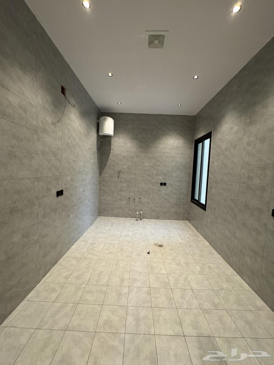 7 bedroom villa in Al Janadriyah 6