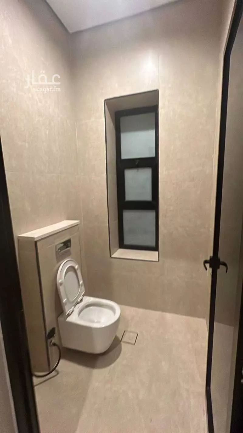 6 bedroom apartment in Ash Shulah 11