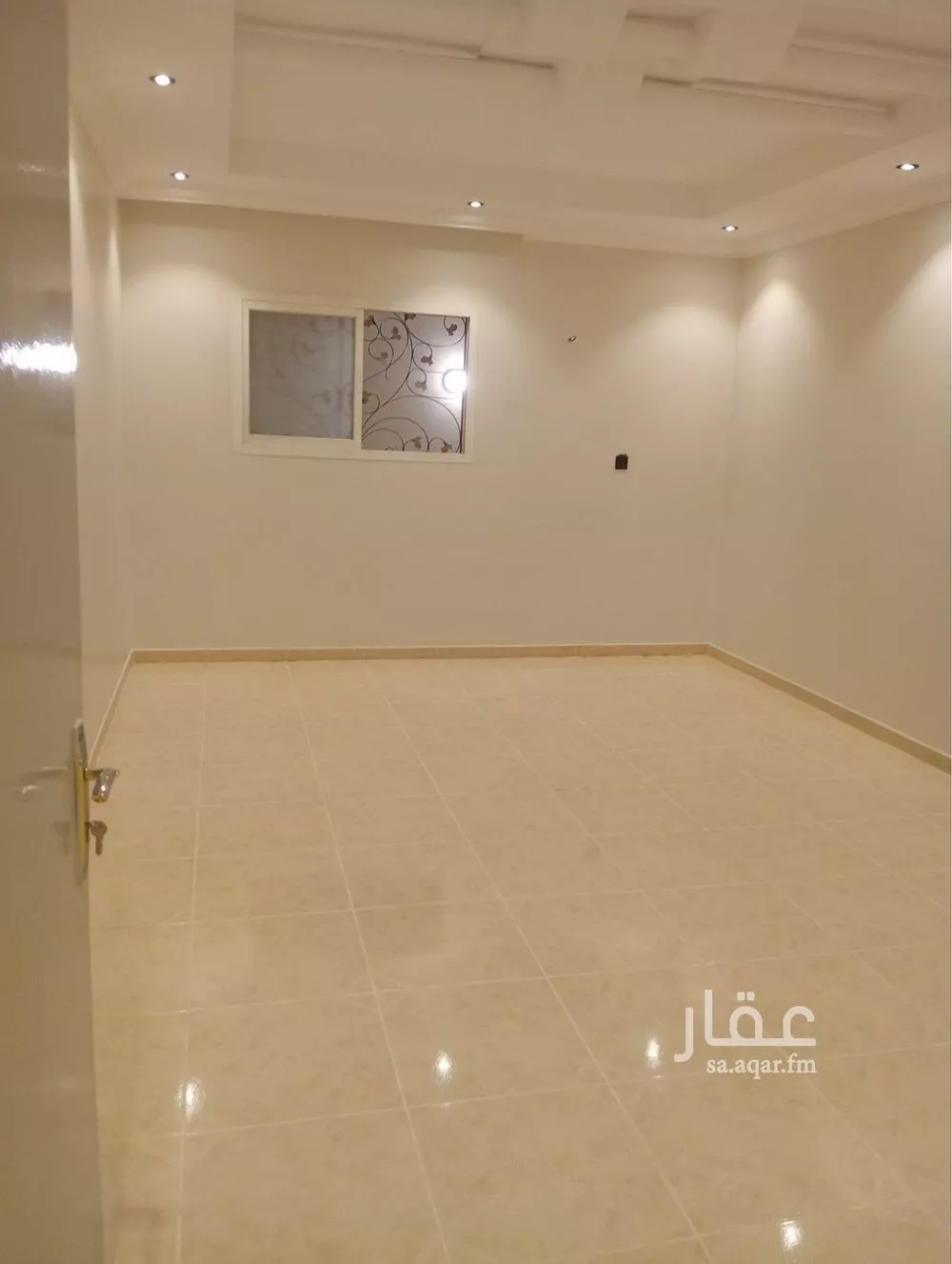 3 bedroom floor in Al Malqa 12