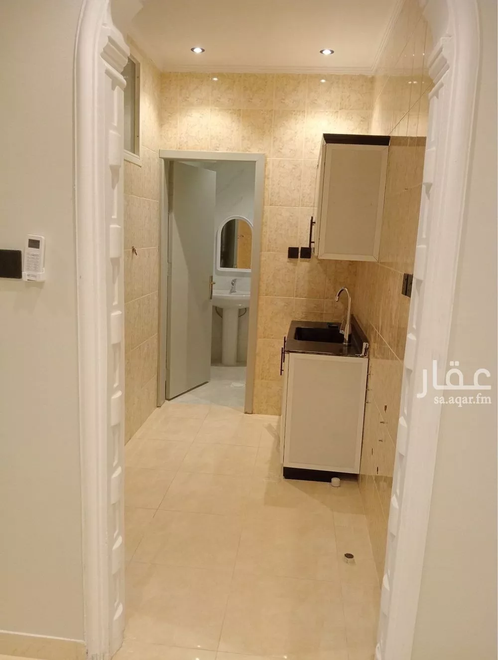 3 bedroom floor in Al Malqa 8