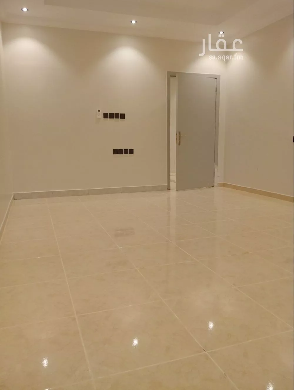 3 bedroom floor in Al Malqa 9