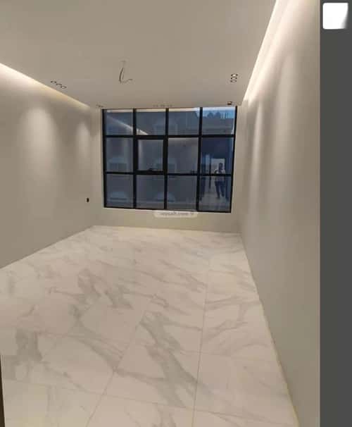 9 bedroom villa in Al Yaqout 3