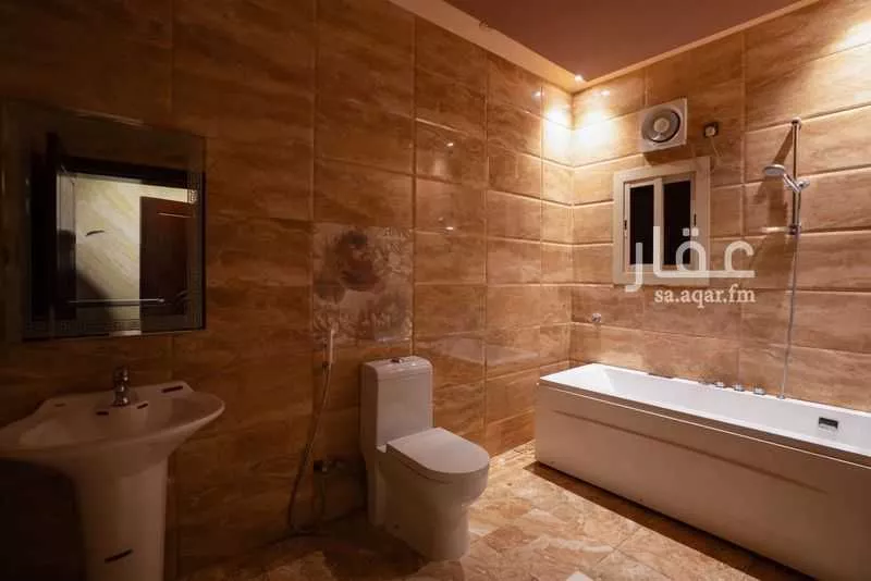 8 bedroom villa in Al Hamra wa Umm Al Joud 4