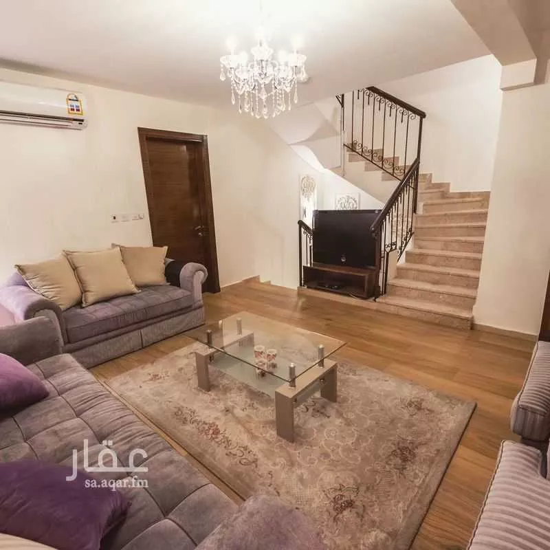 فيلا 4 غرف في المرجان 14