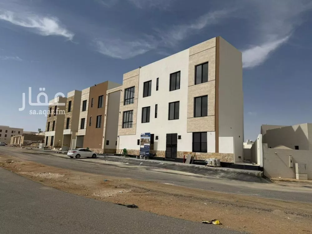 4 bedroom apartment in Al Mahdiyyah, Riyadh 6