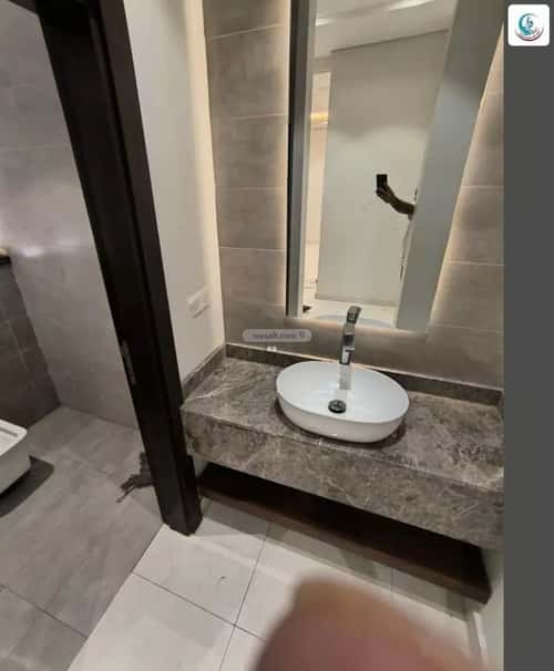 8 bedroom villa in Al Yaqout 1