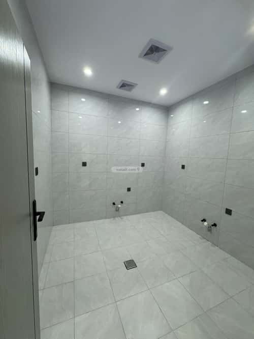 3 bedroom apartment in Al Zahra 6