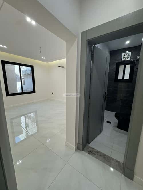 3 bedroom apartment in Al Zahra 5