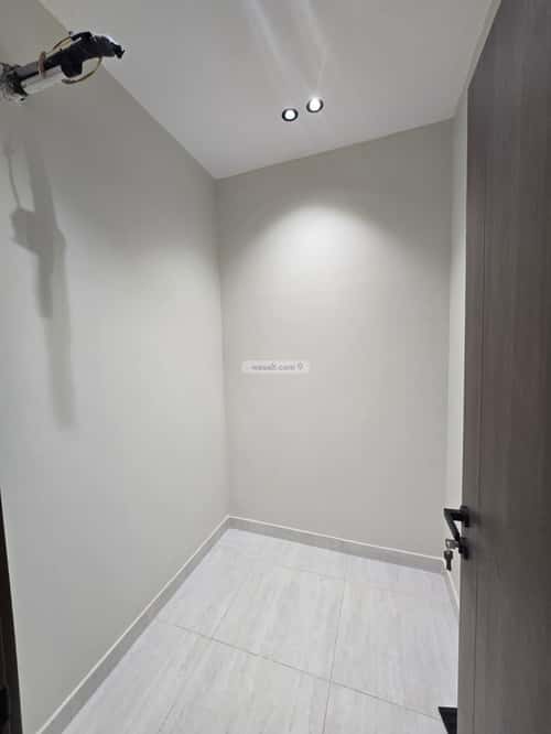 4 bedroom apartment in Al Rawdah 2