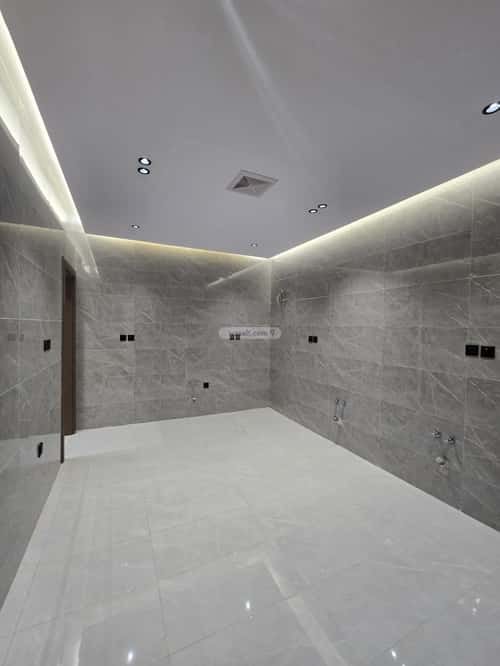 4 bedroom apartment in Al Rawdah 3