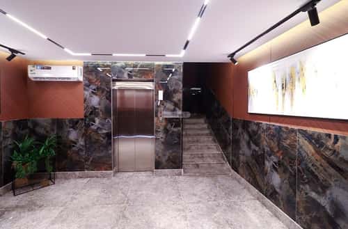 4 bedroom apartment in Al Rawdah 8