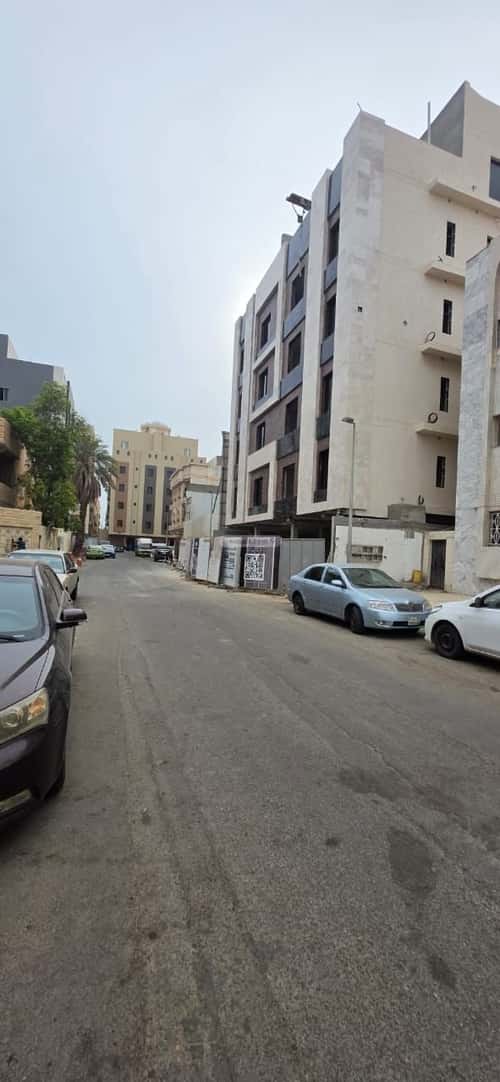 3 bedroom apartment in Al Salamah 9