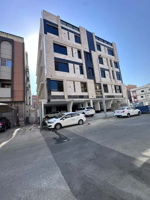 4 bedroom apartment in Al Naeem 4