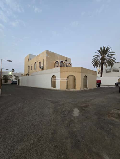 9 bedroom villa in Al Salamah 2