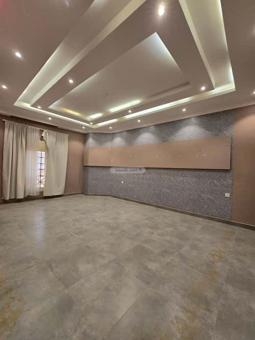 7 bedroom villa in Al Yaqout 12