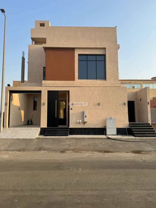 9 bedroom villa in Al Yaqout 7