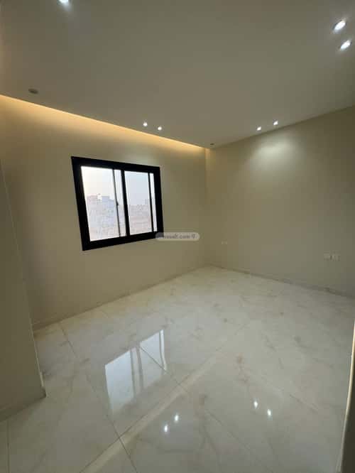 9 bedroom villa in Al Yaqout 5