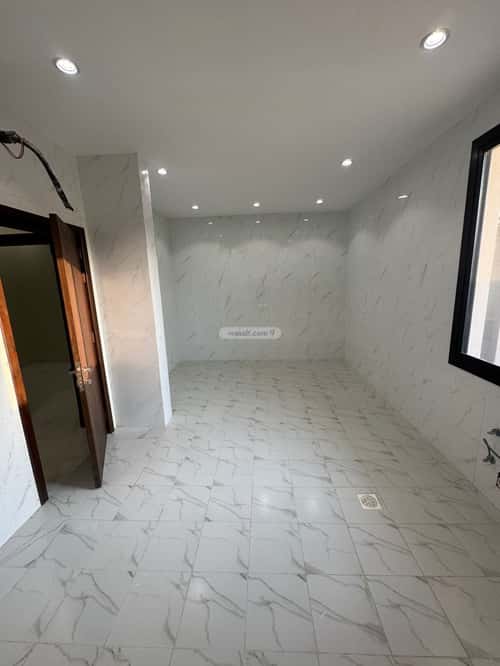 9 bedroom villa in Al Yaqout 19