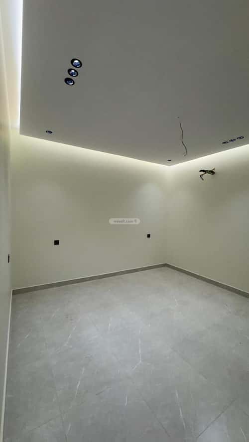 4 bedroom apartment in Al Rawdah 5