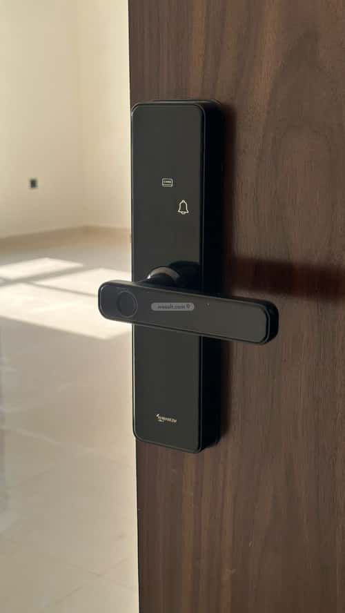 3 bedroom apartment in Al Aziziyah 1