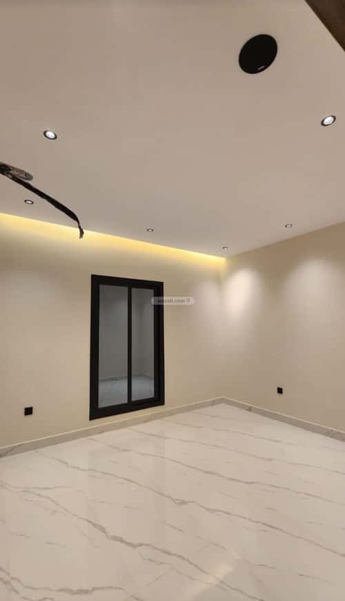 5 bedroom villa in Al Yaqout 10