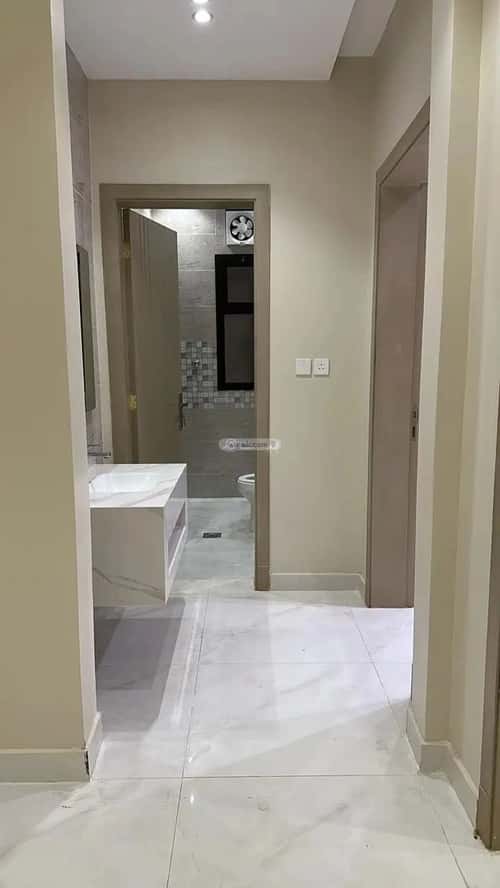 4 bedroom floor in Jeddah 7
