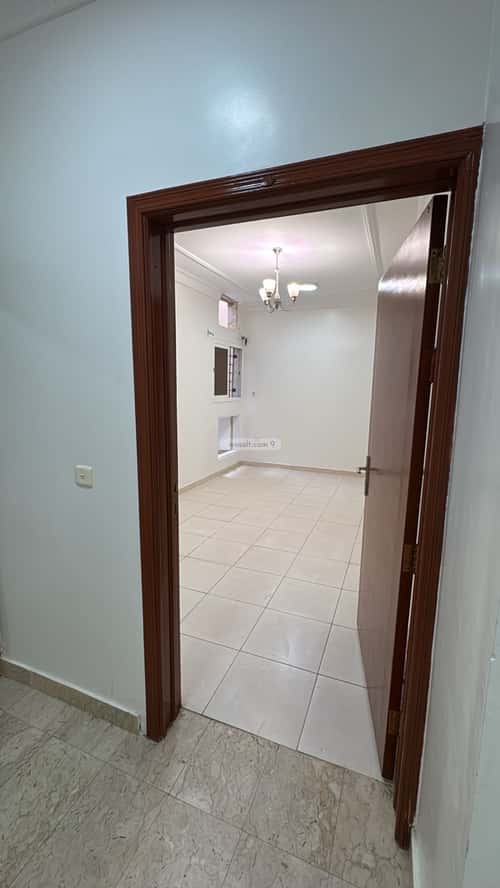 3 bedroom apartment in Laban, Riyadh 7