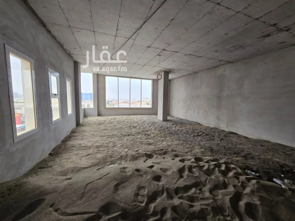 1 bedroom office in Al Rawdah, Jeddah 5