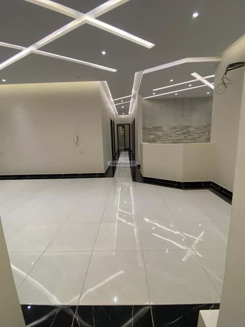 6 bedroom apartment in Muraykh 2