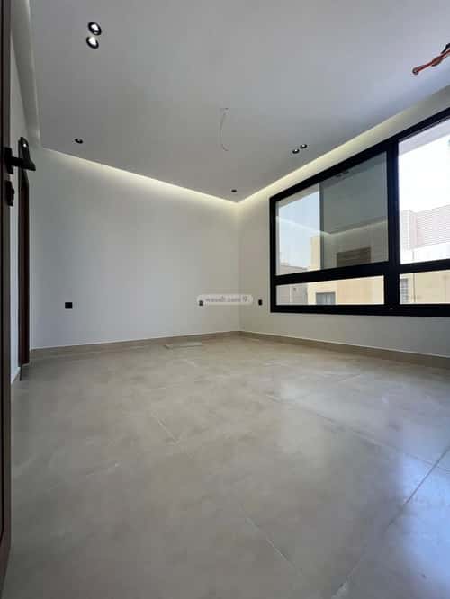 4 bedroom apartment in Al Rawdah 1