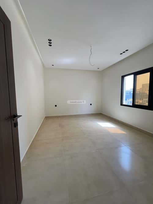 4 bedroom apartment in Al Rawdah 5