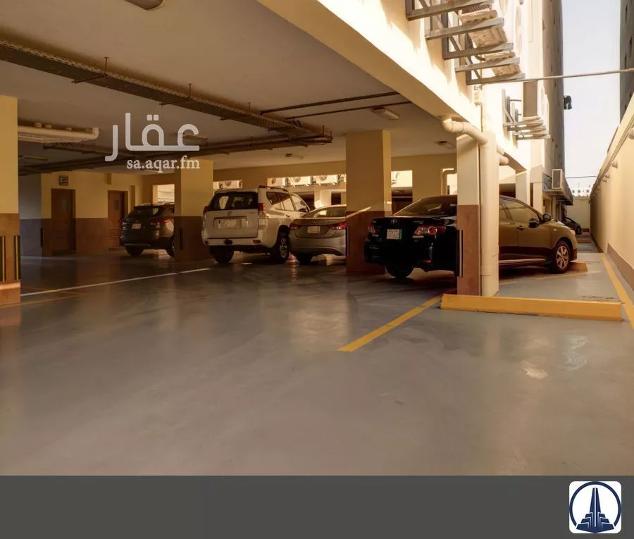 2 bedroom apartment in Al Sharafiyah, Jeddah 12
