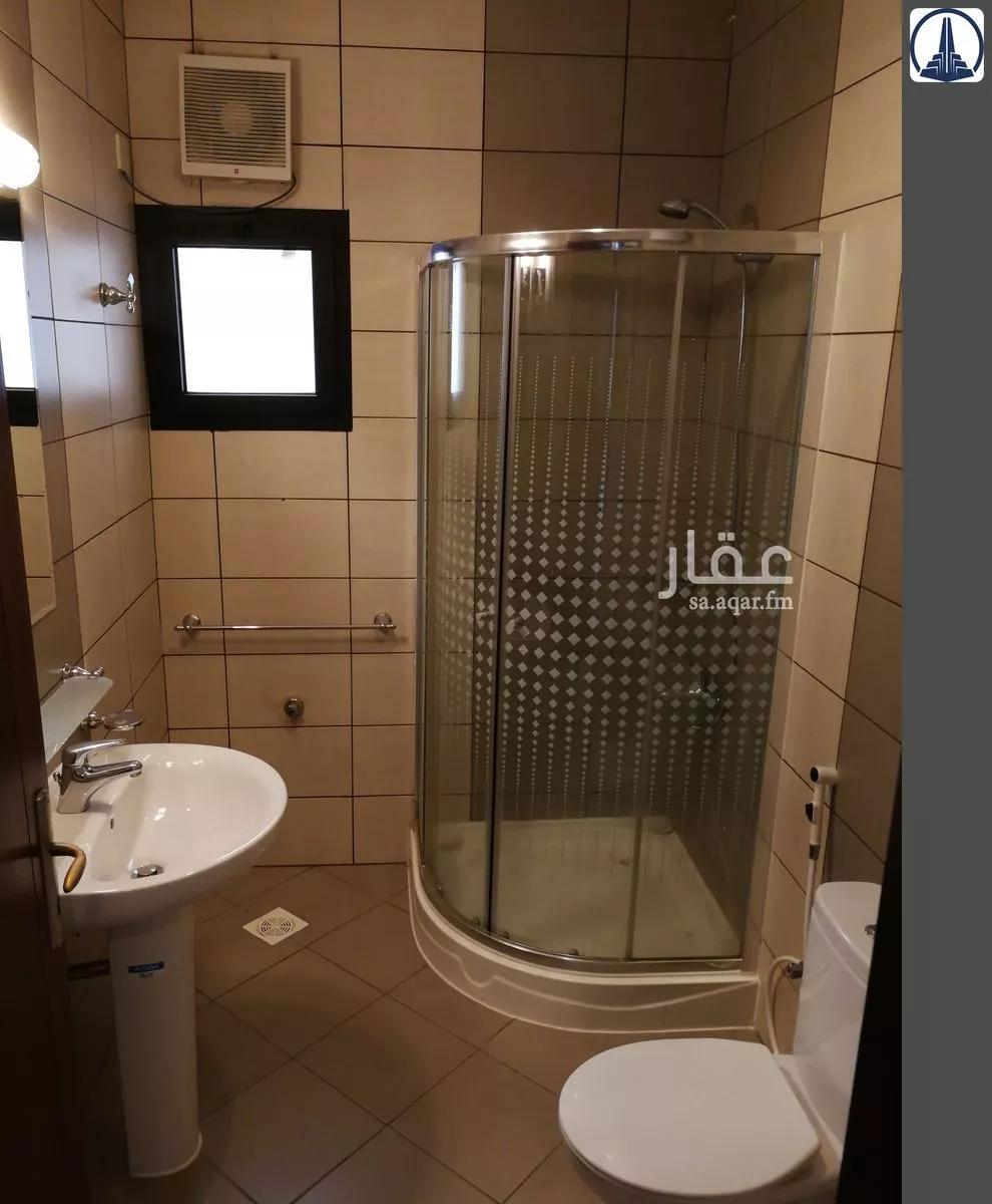 2 bedroom apartment in Al Sharafiyah, Jeddah 7