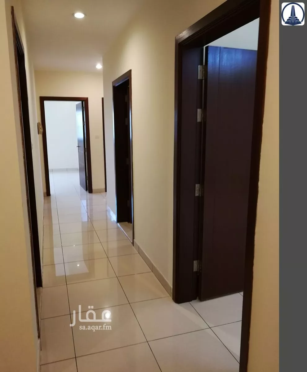 2 bedroom apartment in Al Sharafiyah, Jeddah 8