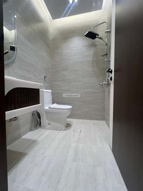 4 bedroom apartment in Al Rawdah 3