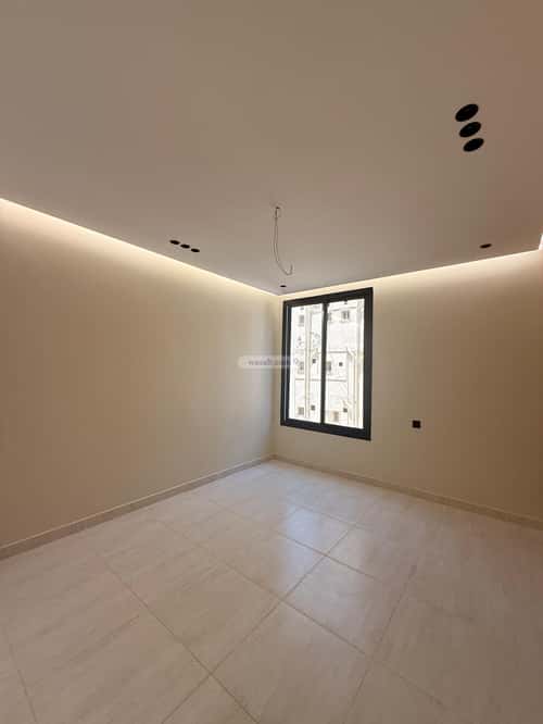 4 bedroom apartment in Al Rawdah 3