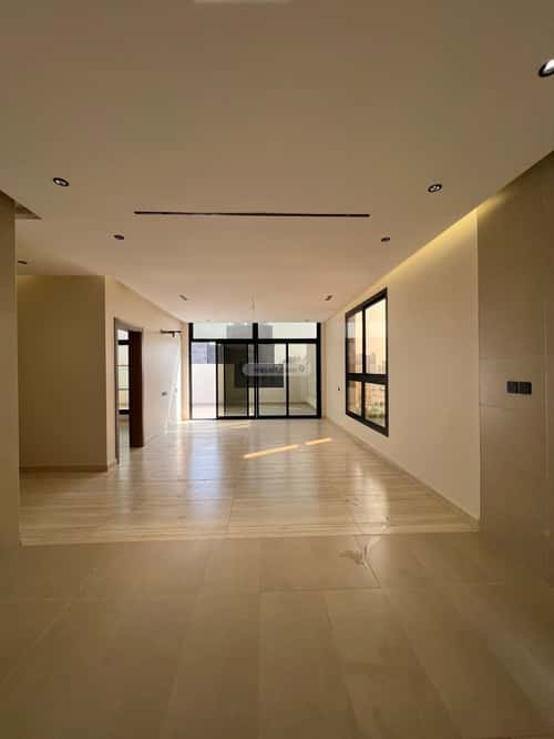 4 bedroom apartment in Al Rawdah 6