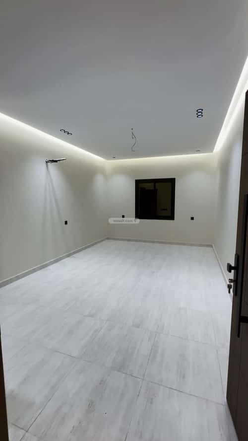 4 bedroom apartment in Al Rawdah 3