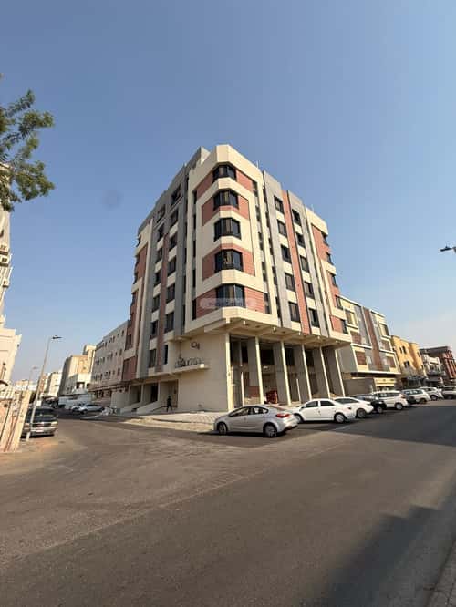 3 bedroom apartment in Al Rabwa 10