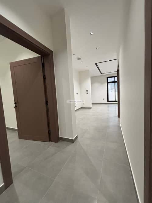 4 bedroom apartment in Al Rawdah 3