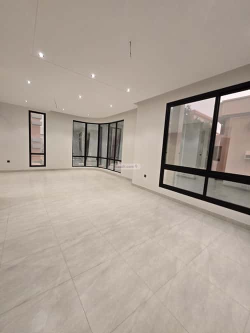 4 bedroom apartment in Al Rawdah 2