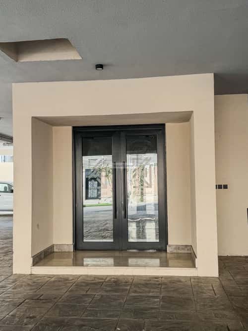 3 bedroom apartment in Al Rawdah 4