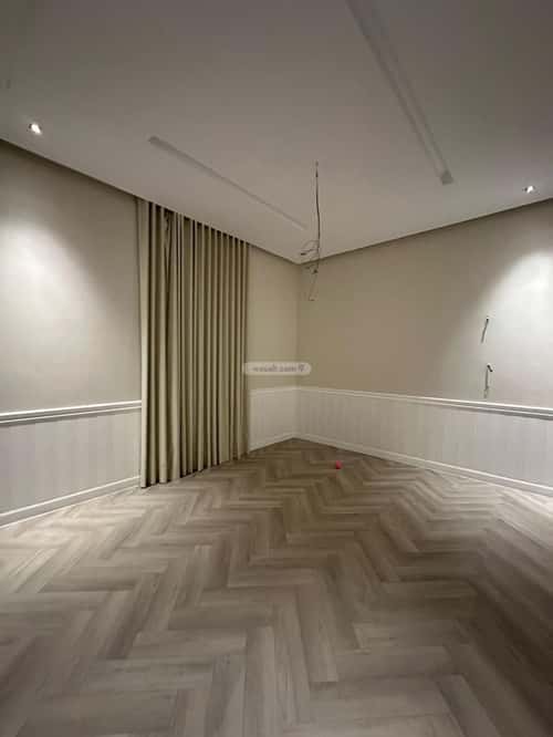 6 bedroom villa in Az Zomorod 4