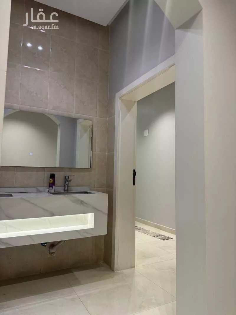 3 bedroom apartment in Jeddah 4