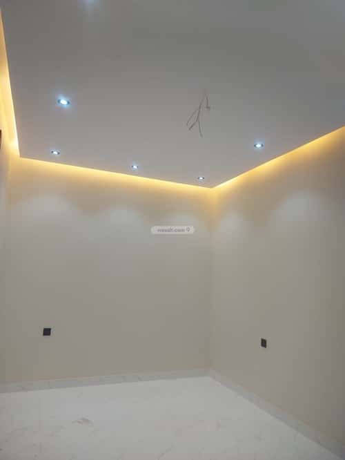 5 bedroom apartment in Al Rughamah 12